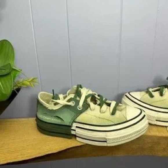 Shoes - Kids Green Low-Top Canvas Sneakers